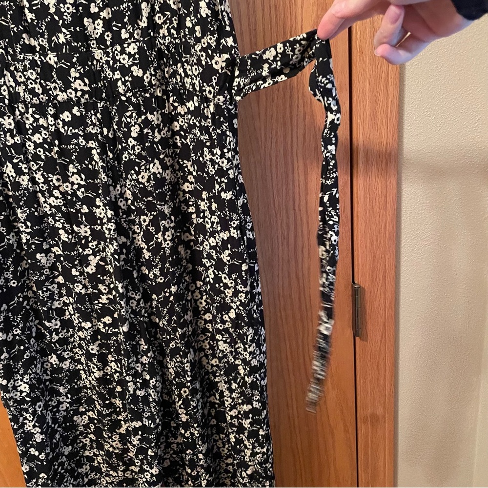 Maurices Black Floral V-Neck Jumpsuit - Picture 10 of 14